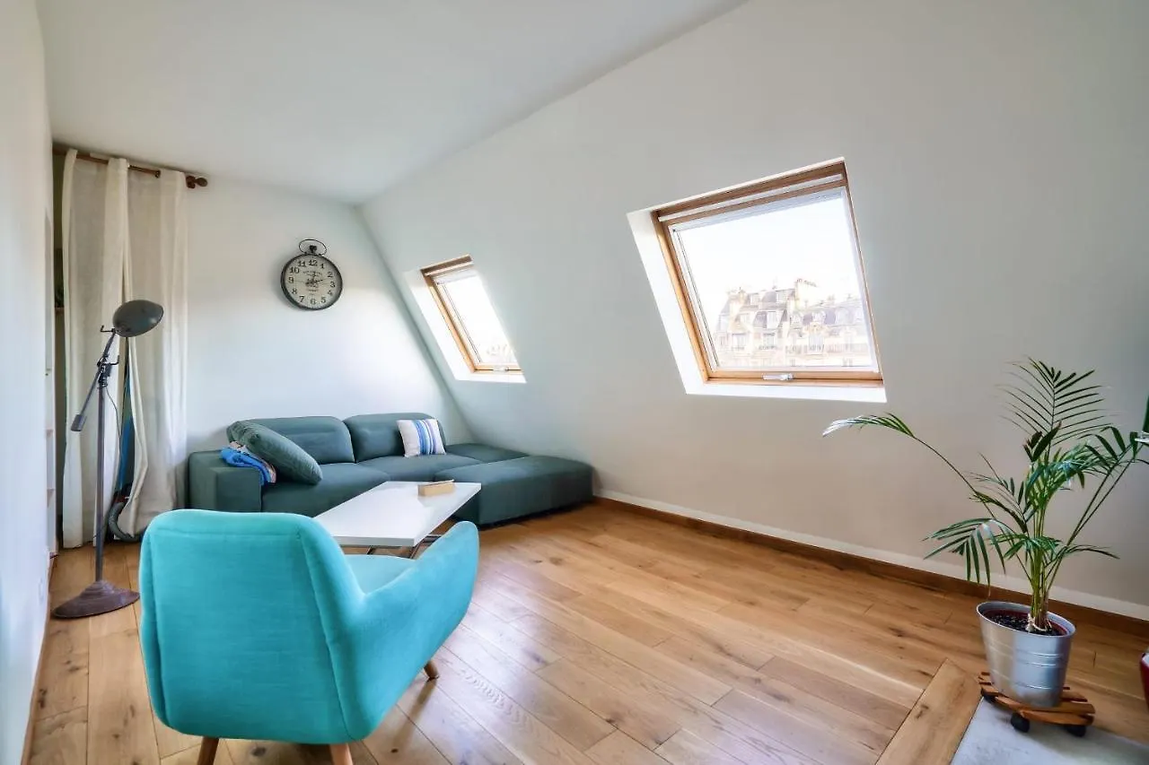 Guestready -- Rooftop Maisonette In Folie-Mericout Apartment Paris
