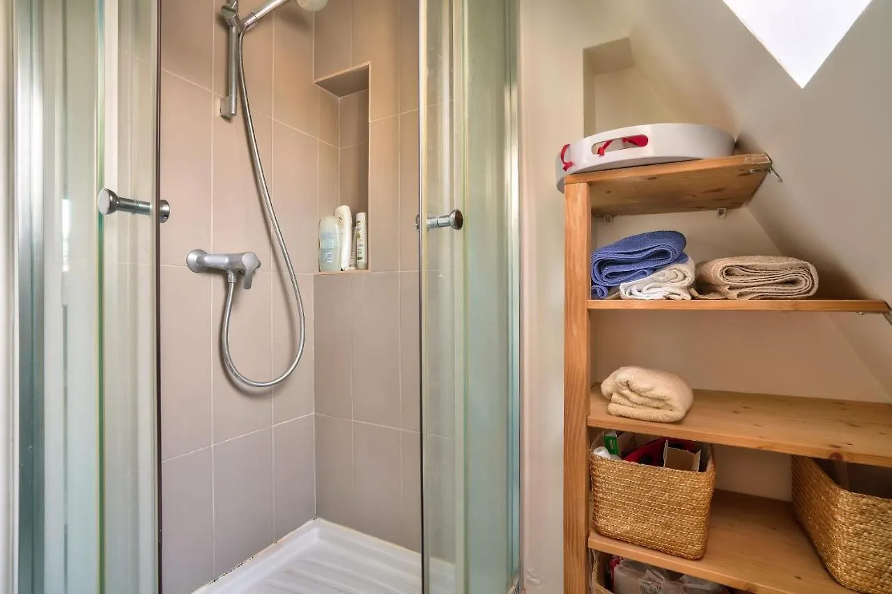 Guestready -- Rooftop Maisonette In Folie-Mericout Apartment Paris