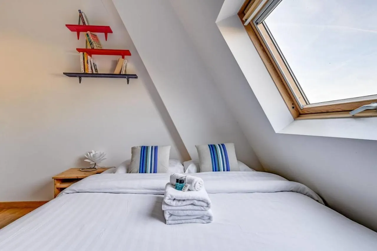 Guestready -- Rooftop Maisonette In Folie-Mericout Apartment Paris 0*,  France