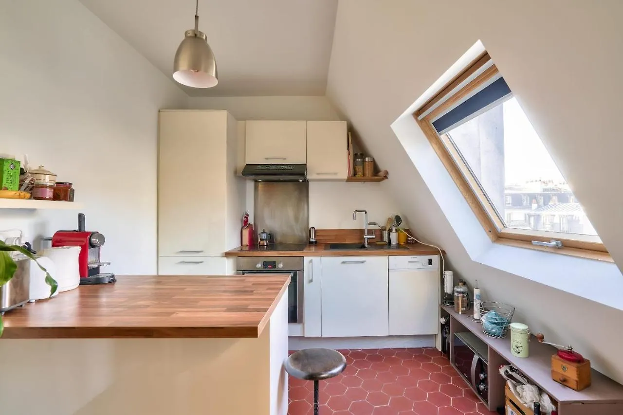 パリGuestready -- Rooftop Maisonette In Folie-Mericoutアパートメント パリ